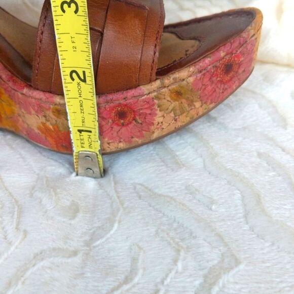 Born -Crown Cork Wedge Leather Sandal- Boho Floral - Picture 10 of 11